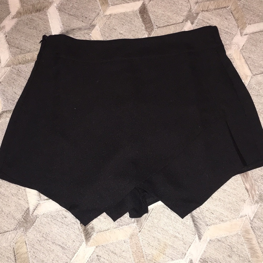 Skort